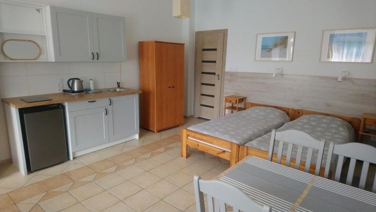 Dom Goscinny Kavera Dziwnówek Εξωτερικό φωτογραφία